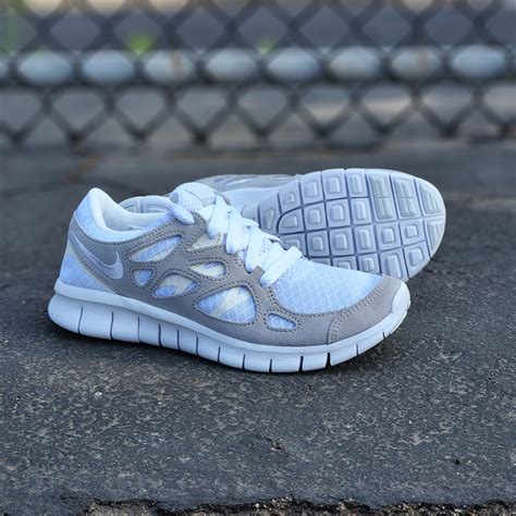 Women Nike Free Run 2 White – PRIVATE SNEAKERS